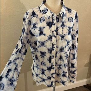 Tommy Hilfiger Blue and White Women's Button-Up Top sz Large